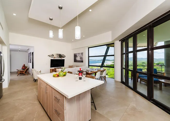Ocean View Penthouse Close To The & Town Hébergement de vacances Tamarindo